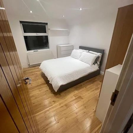 2 Bedroom Apartment In Hampdenrd Londres Extérieur photo