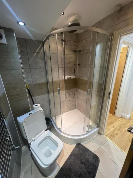2 Bedroom Apartment In Hampdenrd Londres Extérieur photo